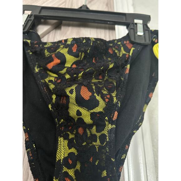 NWT Sinful by Affliction Solar Bikini bottom Small - Picture 5 of 6